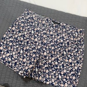 Shorts, navy with pinks and off white